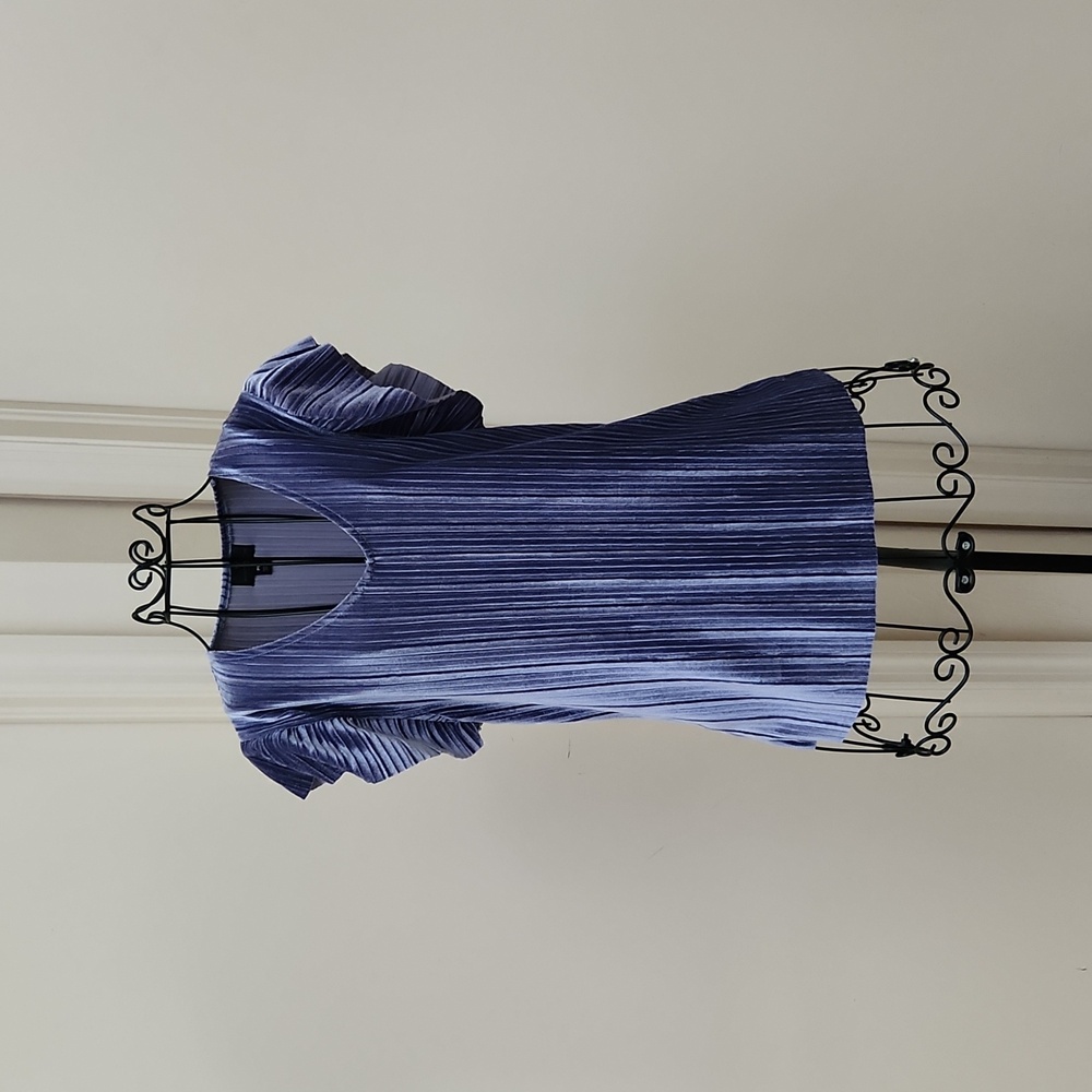 Grey velvet top-M